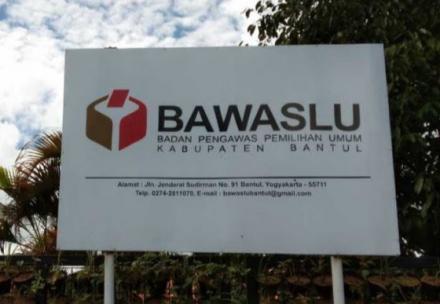 BAWASLU BANTUL MEMBUKA KESEMPATAN CALON PANWASCAM