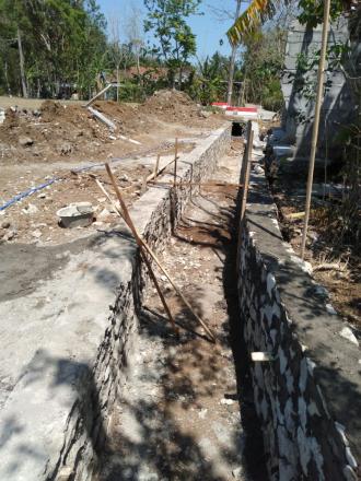 Kerja Bakti Pembangunan Talud di Padukuhan Nambangan