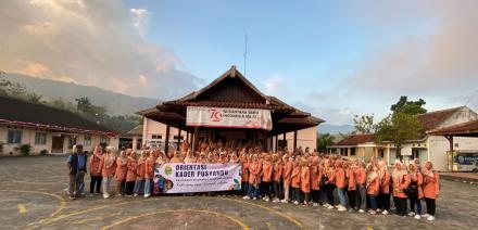 Orientasi Kader Posyandu Kalurahan Seloharjo