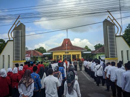 Upacara Peringatan Hari Sumpah Pemuda Tahun 2024 di Kapanewon Pundong