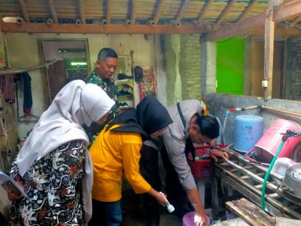 Pemberantasan Sarang Nyamuk di Padukuhan Jelapan                                    