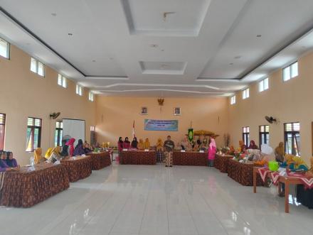 PKK Kalurahan Seloharjo Selenggarakan Lomba Kreasi Tumpeng